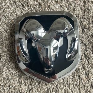 2015 dodge ram 1500 Chrome Ram Emblem back